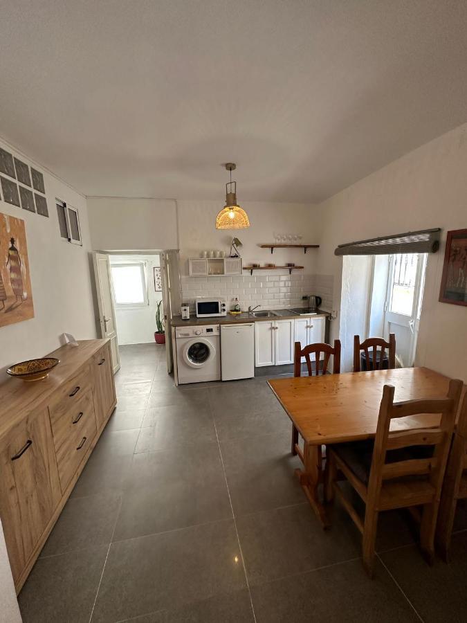 Apartment In Old Town With Roof Terrace And Fibre, Tarifa Exteriér fotografie